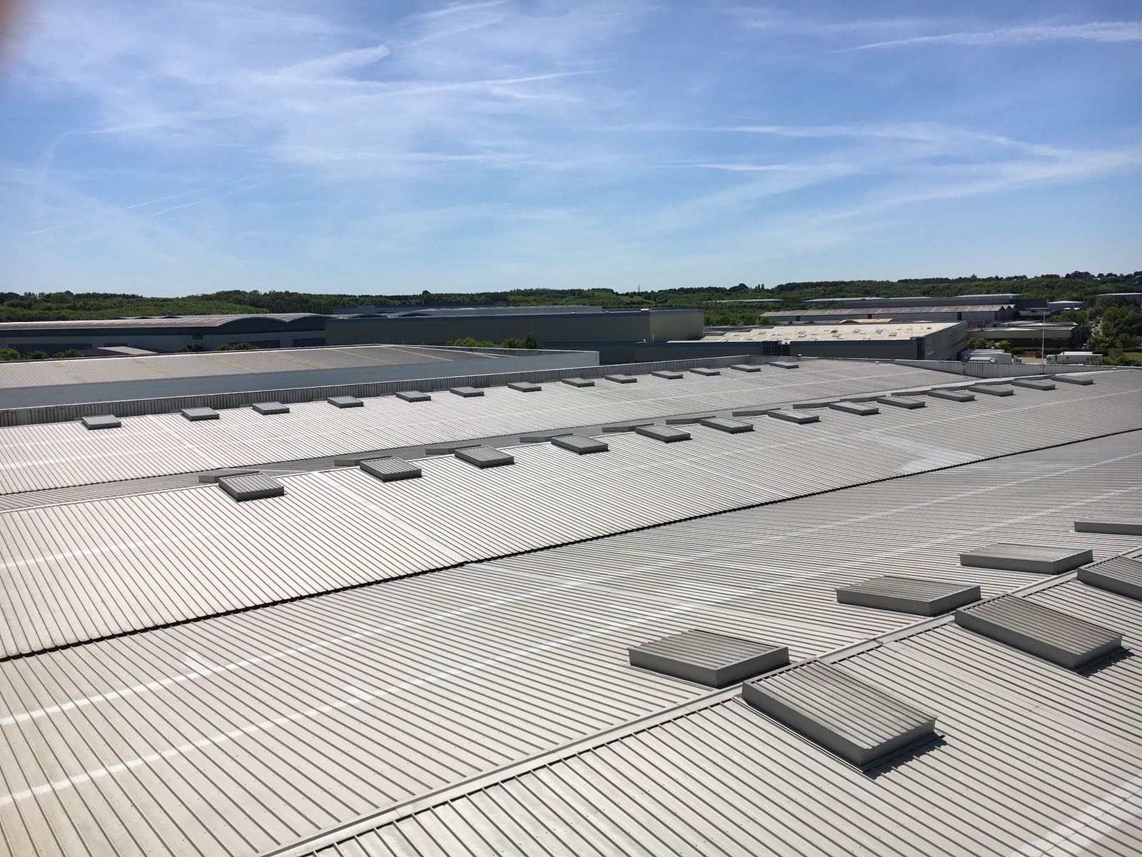 MJJM successfully complete a 20000 meter squared roof at GE Lighting in Northampton using Rustoleum Noxyde.